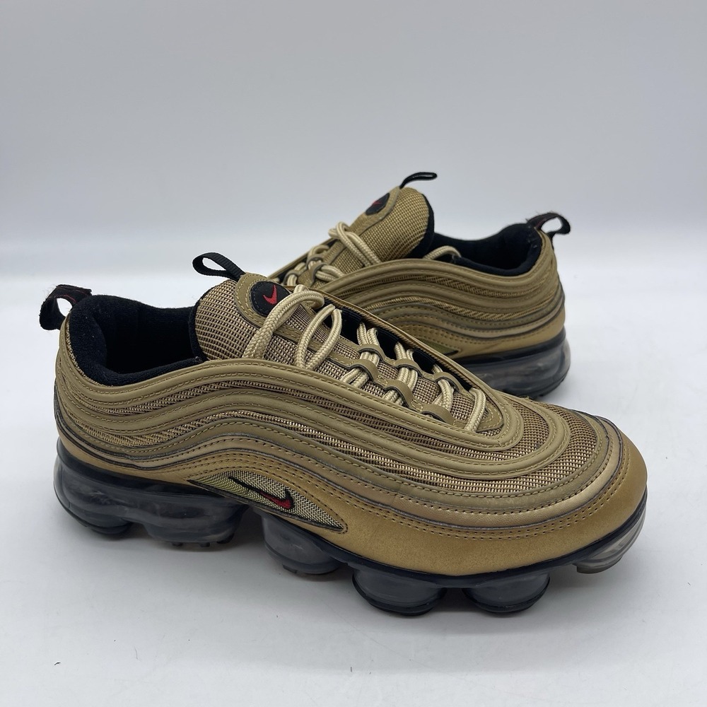 Nike Air Vapormax 97 GS AQ2657–700 Youth SIze 6.5Y‎ Running Shoes Metallic Gold